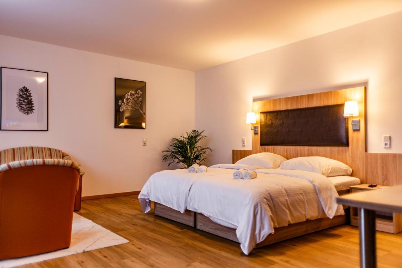 Motel Zur Dachsbaude Wandlitz Exteriör bild