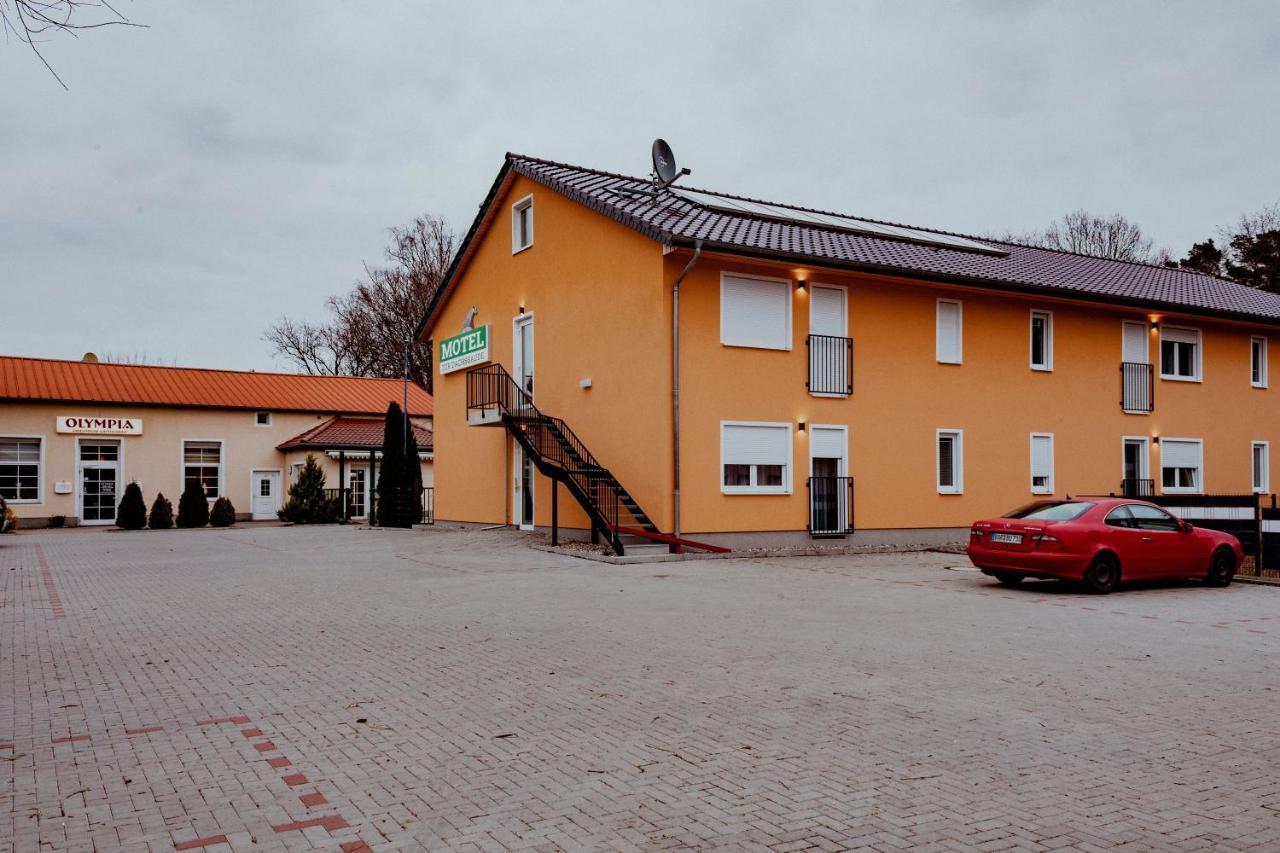 Motel Zur Dachsbaude Wandlitz Exteriör bild
